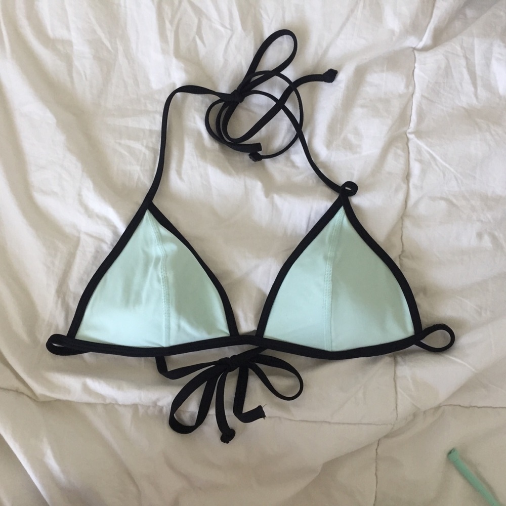 Victoria’s Secret PINK mint triangle bikini top